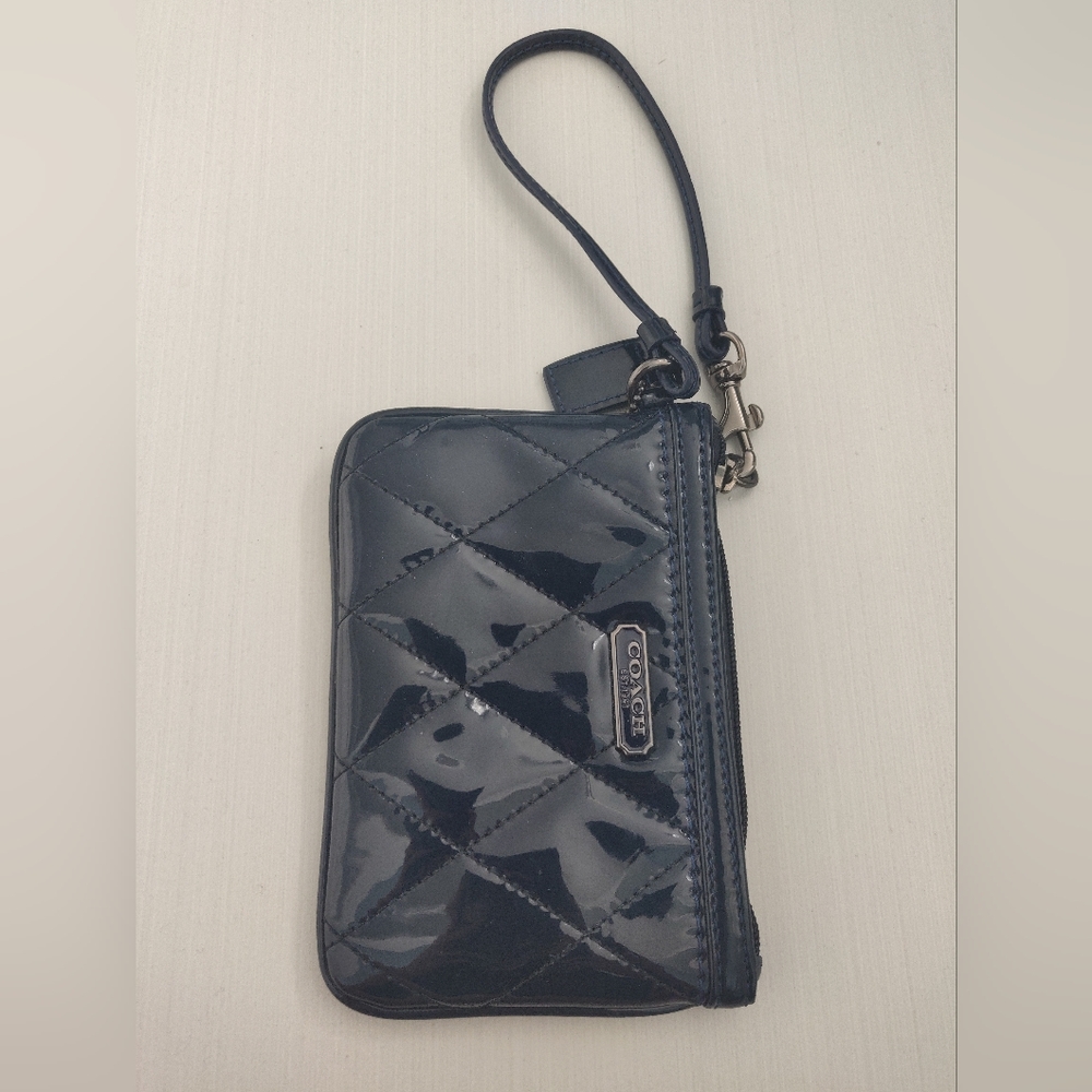 Wristlet